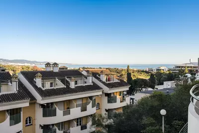 Duplex in Nueva Andalucía