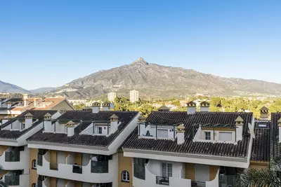 Duplex in Nueva Andalucía