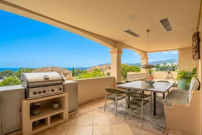 Penthouse Duplex in Nueva Andalucía