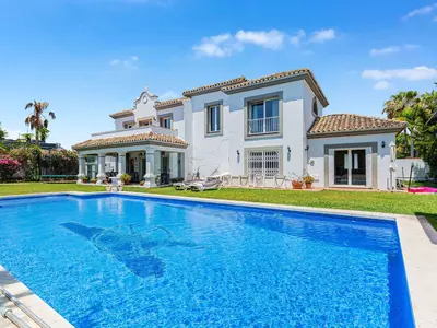 Detached Villa in Costalita