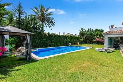 Detached Villa in Costalita