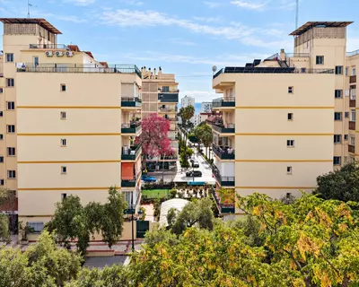 Middle Floor Apartment in Marbella