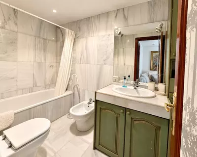 Middle Floor Apartment in Marbella