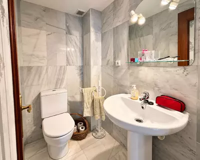 Middle Floor Apartment in Marbella