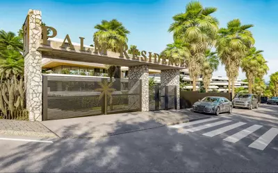Middle Floor Apartment in Estepona