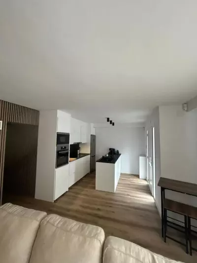 Middle Floor Apartment in Estepona