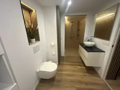 Middle Floor Apartment in Estepona