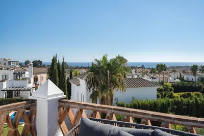 Detached Villa in Selwo