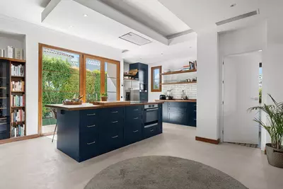 Detached Villa in Selwo