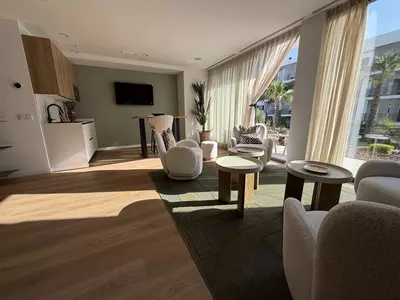 Middle Floor Apartment in Estepona