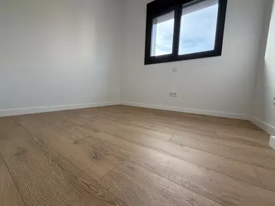 Middle Floor Apartment in Estepona