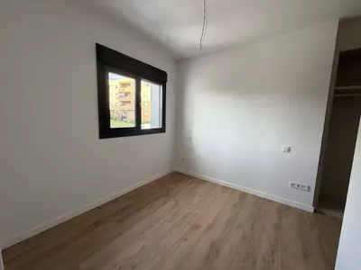 Middle Floor Apartment in Estepona