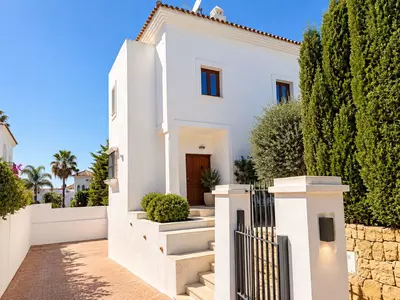 Detached Villa in Selwo