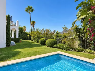 Detached Villa in Selwo