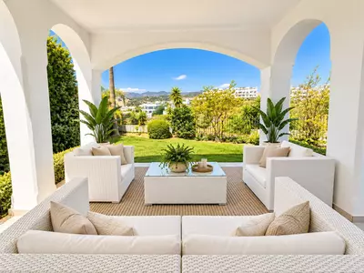 Detached Villa in Selwo
