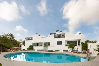 Middle Floor Apartment in Marbella