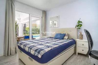 Detached Villa in Nueva Andalucía