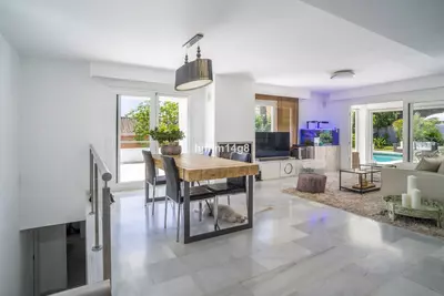 Detached Villa in Nueva Andalucía