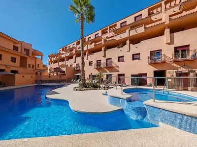 Middle Floor Apartment in Benahavís