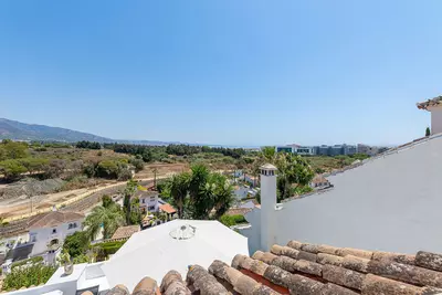 Townhouse in Nueva Andalucía