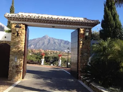 Townhouse in Nueva Andalucía