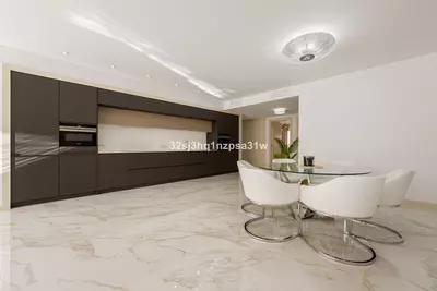 Middle Floor Apartment in Marbella