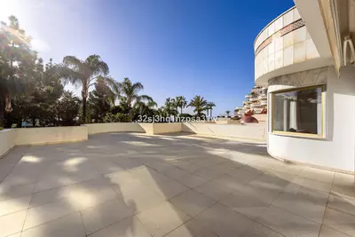 Middle Floor Apartment in Marbella