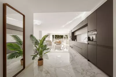 Middle Floor Apartment in Marbella