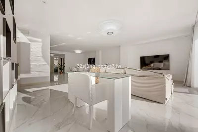 Middle Floor Apartment in Marbella