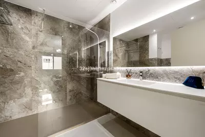 Middle Floor Apartment in Marbella