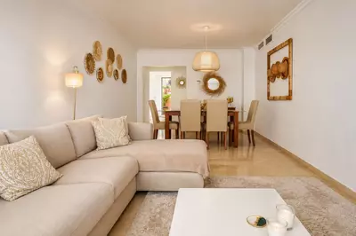 Middle Floor Apartment in Elviria