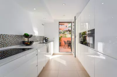 Middle Floor Apartment in Elviria