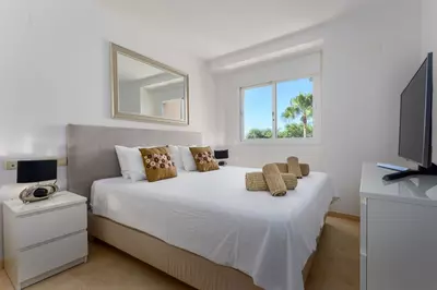 Middle Floor Apartment in Elviria