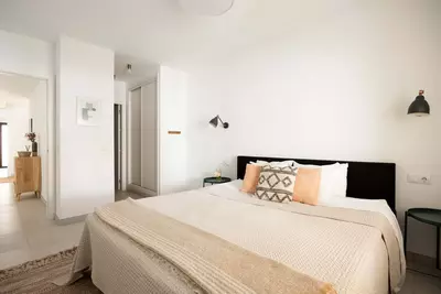 Middle Floor Apartment in Nueva Andalucía