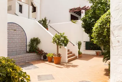 Middle Floor Apartment in Nueva Andalucía