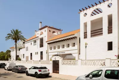 Middle Floor Apartment in Nueva Andalucía