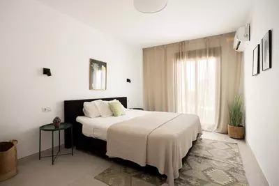 Middle Floor Apartment in Nueva Andalucía