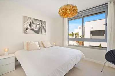 Middle Floor Apartment in Selwo