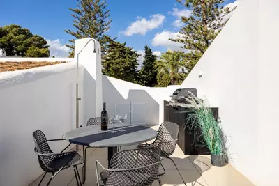 Middle Floor Apartment in Nueva Andalucía