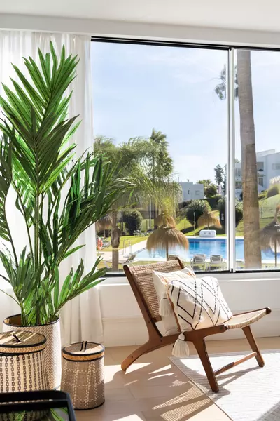 Middle Floor Apartment in Nueva Andalucía