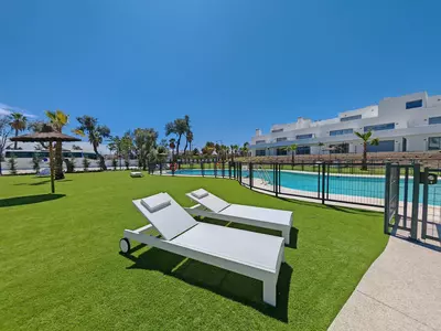 Middle Floor Apartment in Cancelada