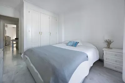 Middle Floor Apartment in Nueva Andalucía