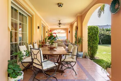 Detached Villa in Nueva Andalucía
