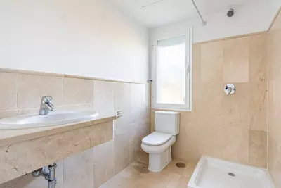 Middle Floor Apartment in Selwo