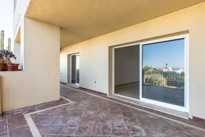 Middle Floor Apartment in Selwo