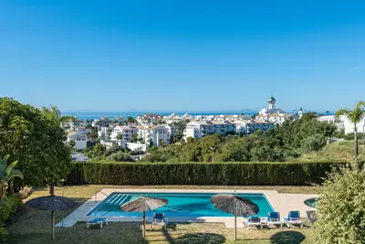 Middle Floor Apartment in Selwo