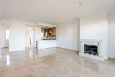 Middle Floor Apartment in Selwo