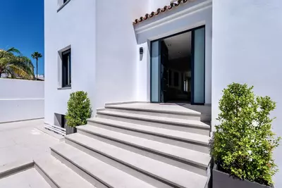 Detached Villa in Puerto Banús