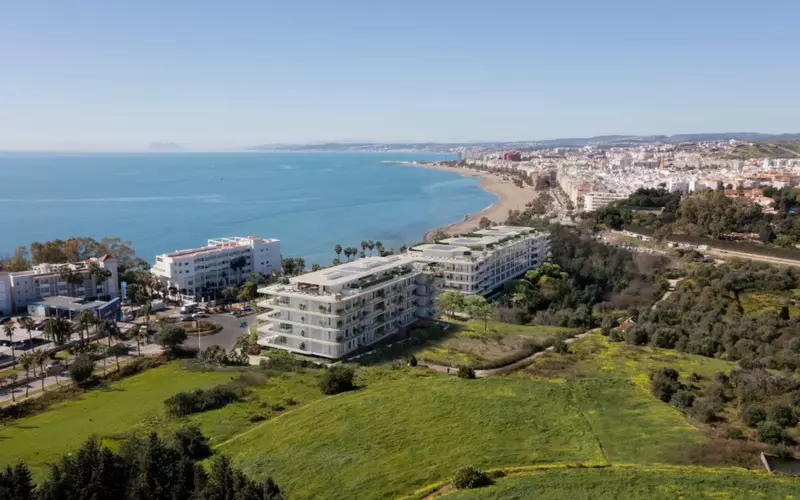 Middle Floor Apartment in Estepona
