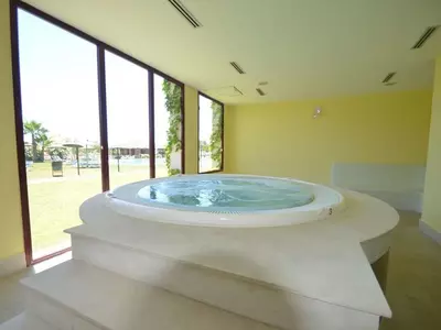 Middle Floor Apartment in Benahavís